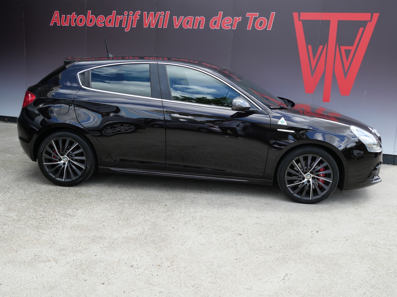 Alfa Romeo Giulietta - 1.750 TBi QV | TCT-AUTOMAAT | SPORTSTOEL | CRUISE | 2e EIGENAAR | ALL-IN!! - AutoWereld.nl