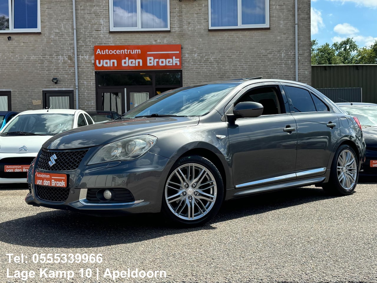 Suzuki Kizashi - 2.4 Sport Automaat Xenon Panorama Leder Keyless Go Memory Stoelen Climate Cruise Ctr Lmv A - AutoWereld.nl