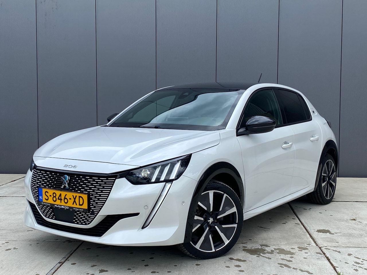 Peugeot e-208 - EV 50kWh GT 3-Fase 12% bijtelling €20.995 na subsidie - AutoWereld.nl