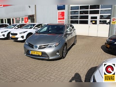 Toyota Auris Touring Sports - 1.8 Hybrid Executive