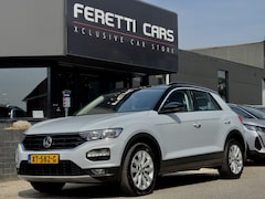 Volkswagen T-Roc - 1.0 TSI STYLE. NAVI CAMERA VIRTUAL-DASH PARKPILOT APPLE-CARPLAY LED LMV PDC