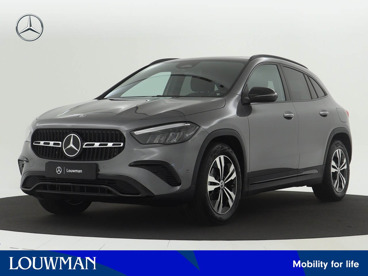 Mercedes-Benz GLA-Klasse - 180 Star Edition Luxury Line | Nightpakket | Trekhaak | Parkeerpakket met achteruitrijcame - AutoWereld.nl