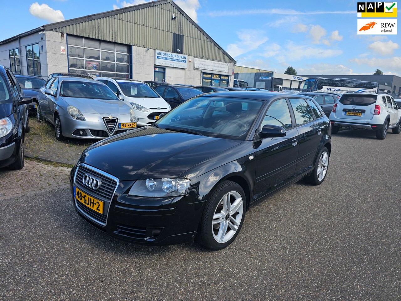 Audi A3 Sportback - 1.6 Attraction Business Edition Clima Bj:2008 NAP! - AutoWereld.nl