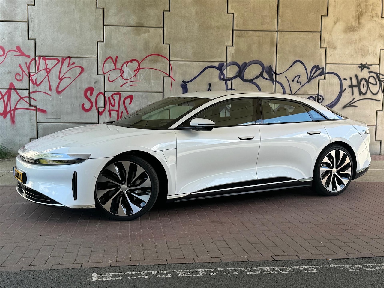 Lucid Air - 487pk AWD Aut 92kWh Pure - AutoWereld.nl