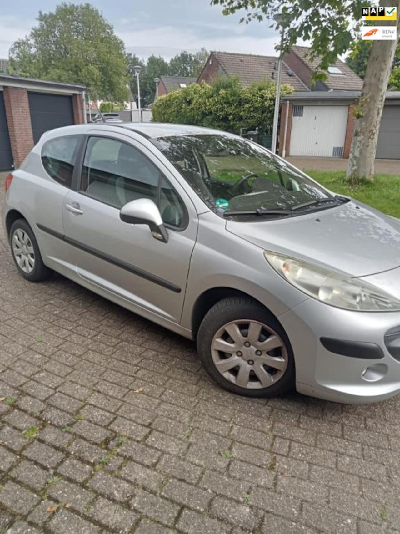 Peugeot 207 - 1.4-16V XR AIRCO !! NWE KOPPELING 125000 KM ORIG , ELEKTR RAMEN , IS IN SHOWROOMSTAAT VAN - AutoWereld.nl