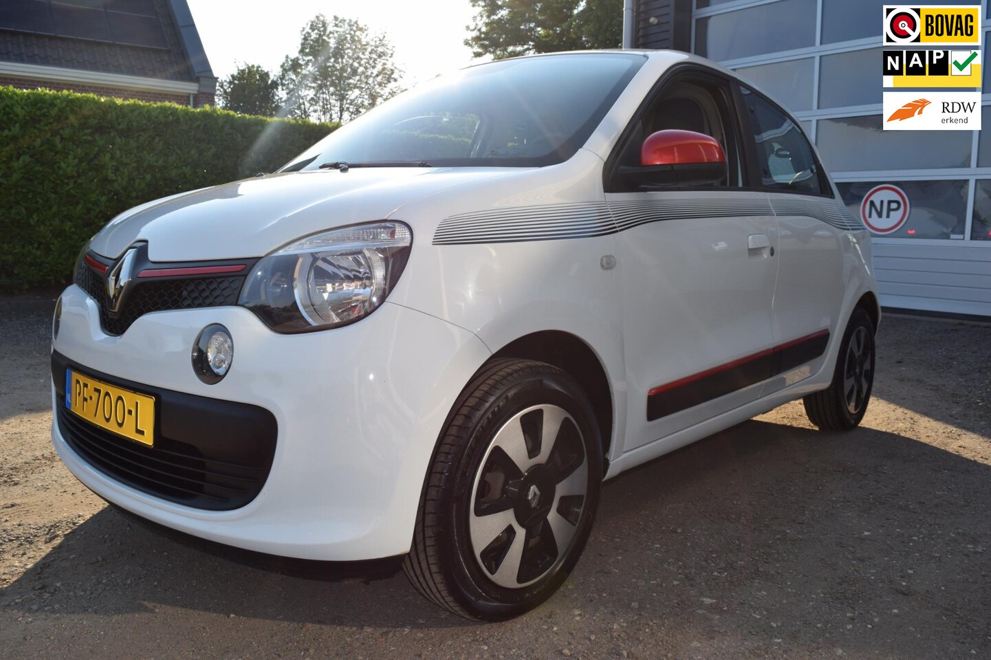 Renault Twingo - 1.0 SCe Collection 1.0 SCe Collection - AutoWereld.nl