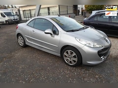 Peugeot 207 CC - 1.6 VTi 150.000 km org airco super mooie echte auto , NWE KOPPELING AIRCO , ELEKTRISCHE RA