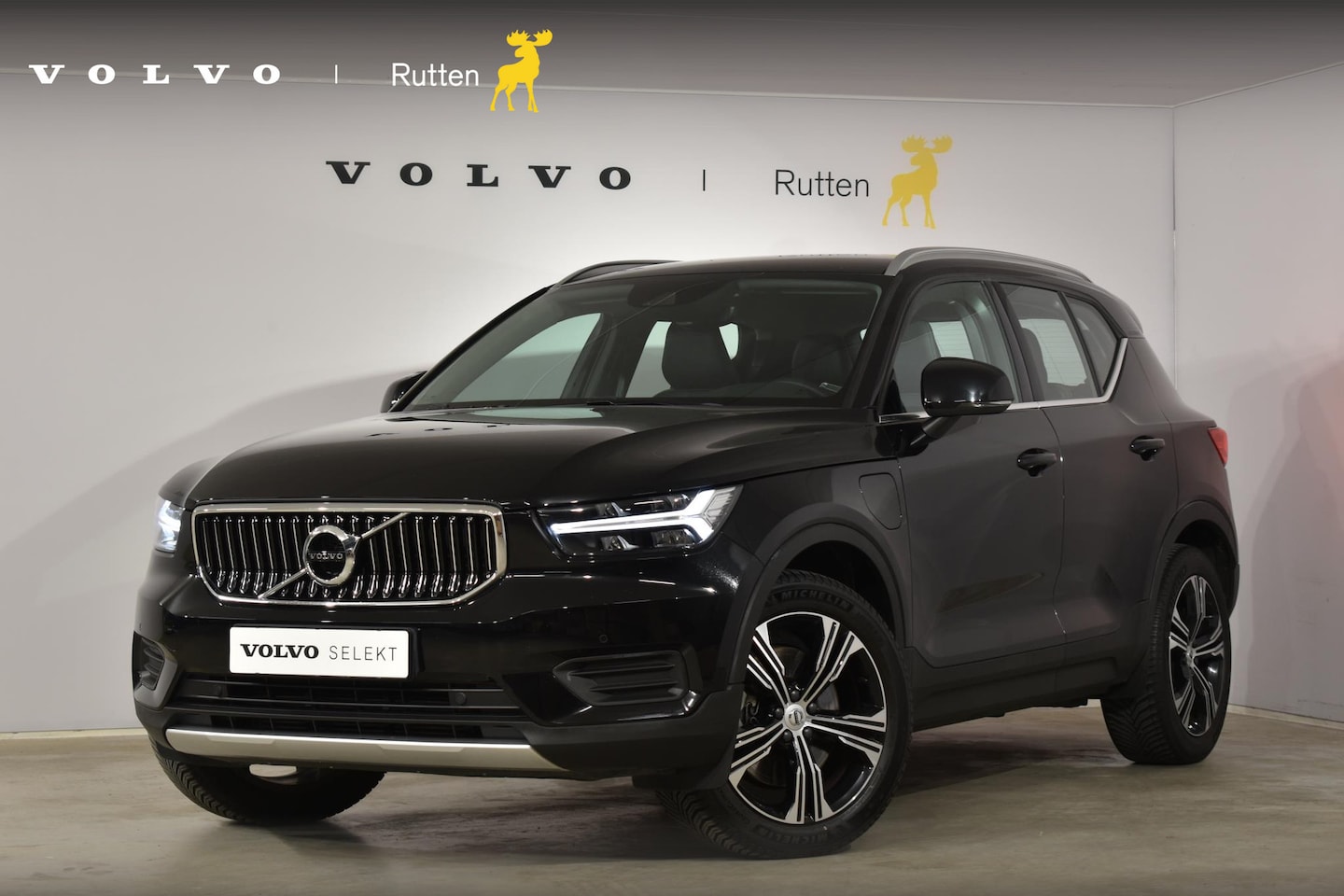 Volvo XC40 - T4 211PK Automaat Recharge Inscription - AutoWereld.nl