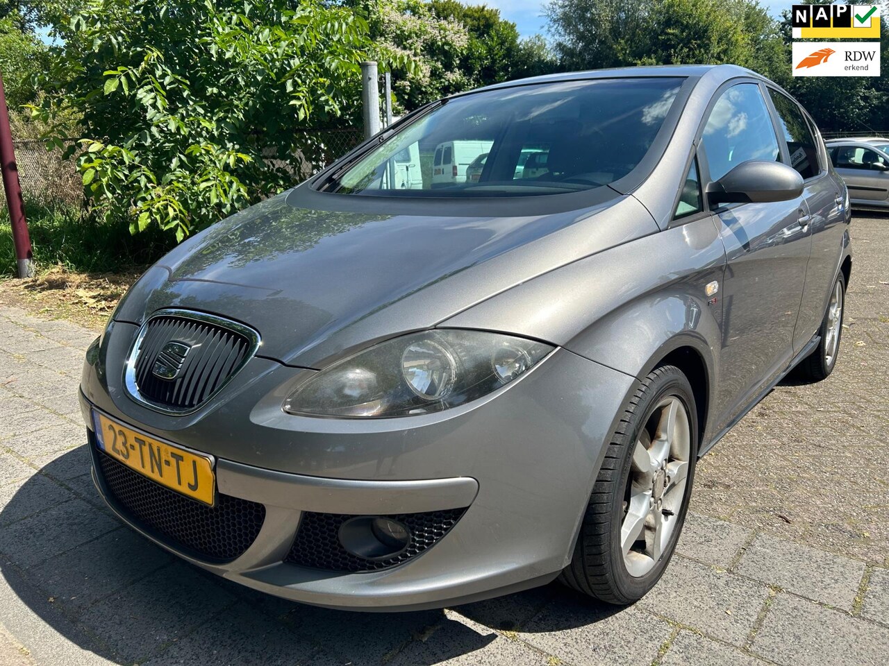 Seat Toledo - 2.0 FSI ,trekhaak,lm velgen, airco - AutoWereld.nl