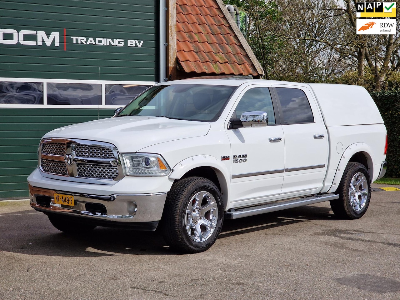 Dodge Ram 1500 - 5.7 V8 Crew Cab 5'7 5.7 V8 Crew Cab 5'7 (Leder / LPG-G3 / Climate / Cruise / Navi / Schuifdak / Trekhaak) - AutoWereld.nl