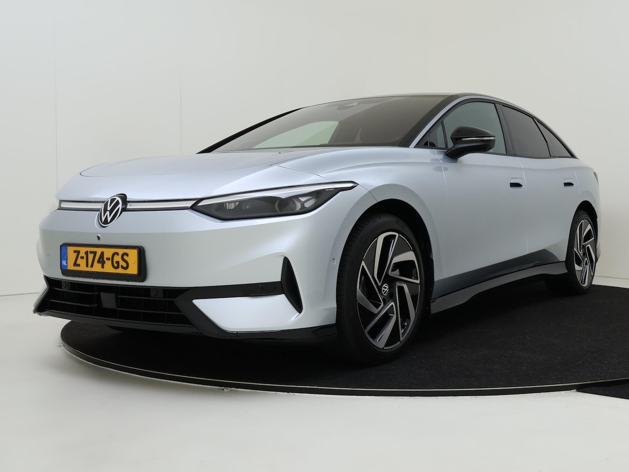 Volkswagen ID.7 - Pro Business 77 kWh | Harman Kardon geluidsysteem | 20 inch LM velgen | 360 graden camera - AutoWereld.nl