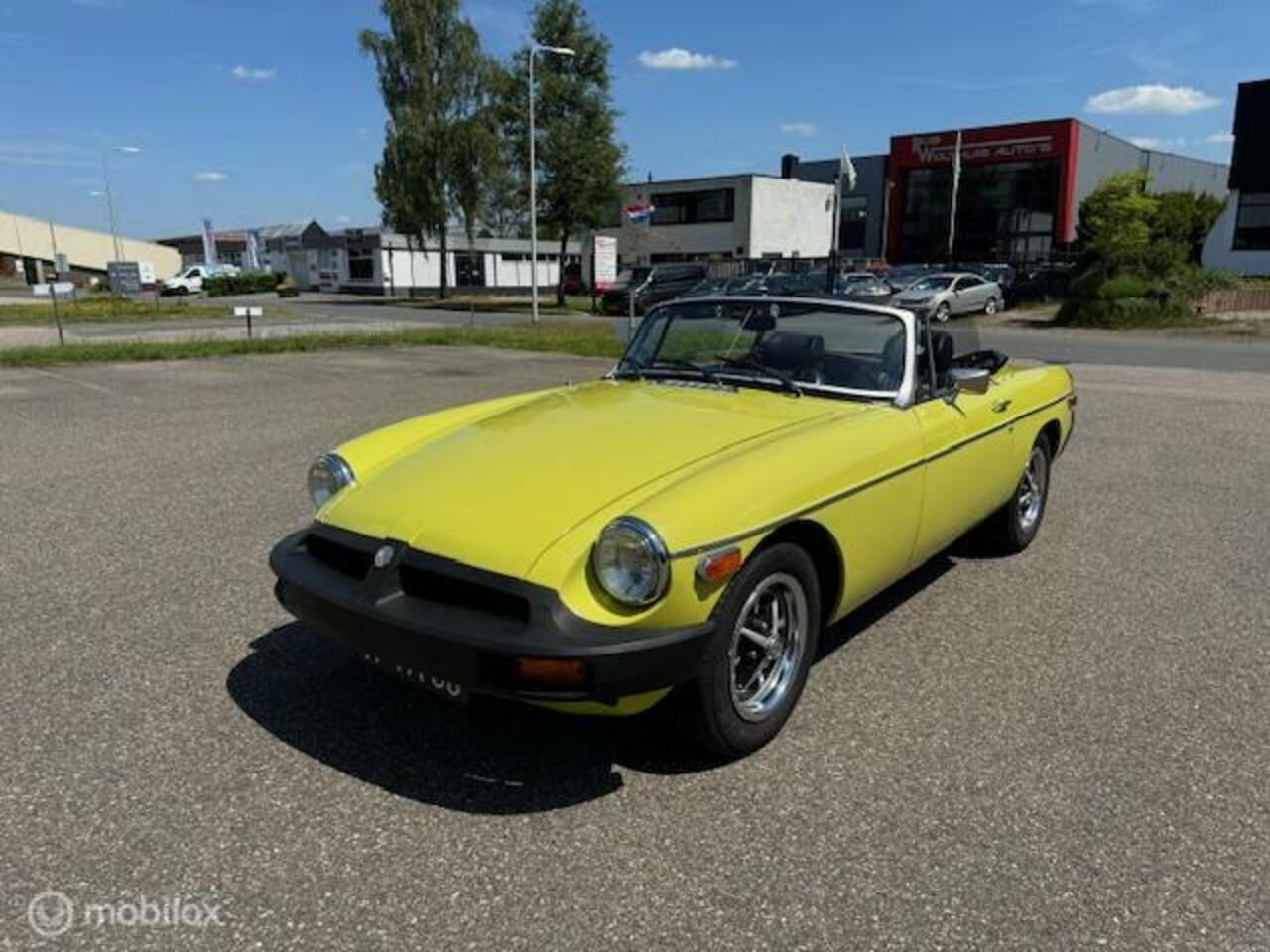 MG B type - 1.8 Roadster 1e lak geen roest! - AutoWereld.nl