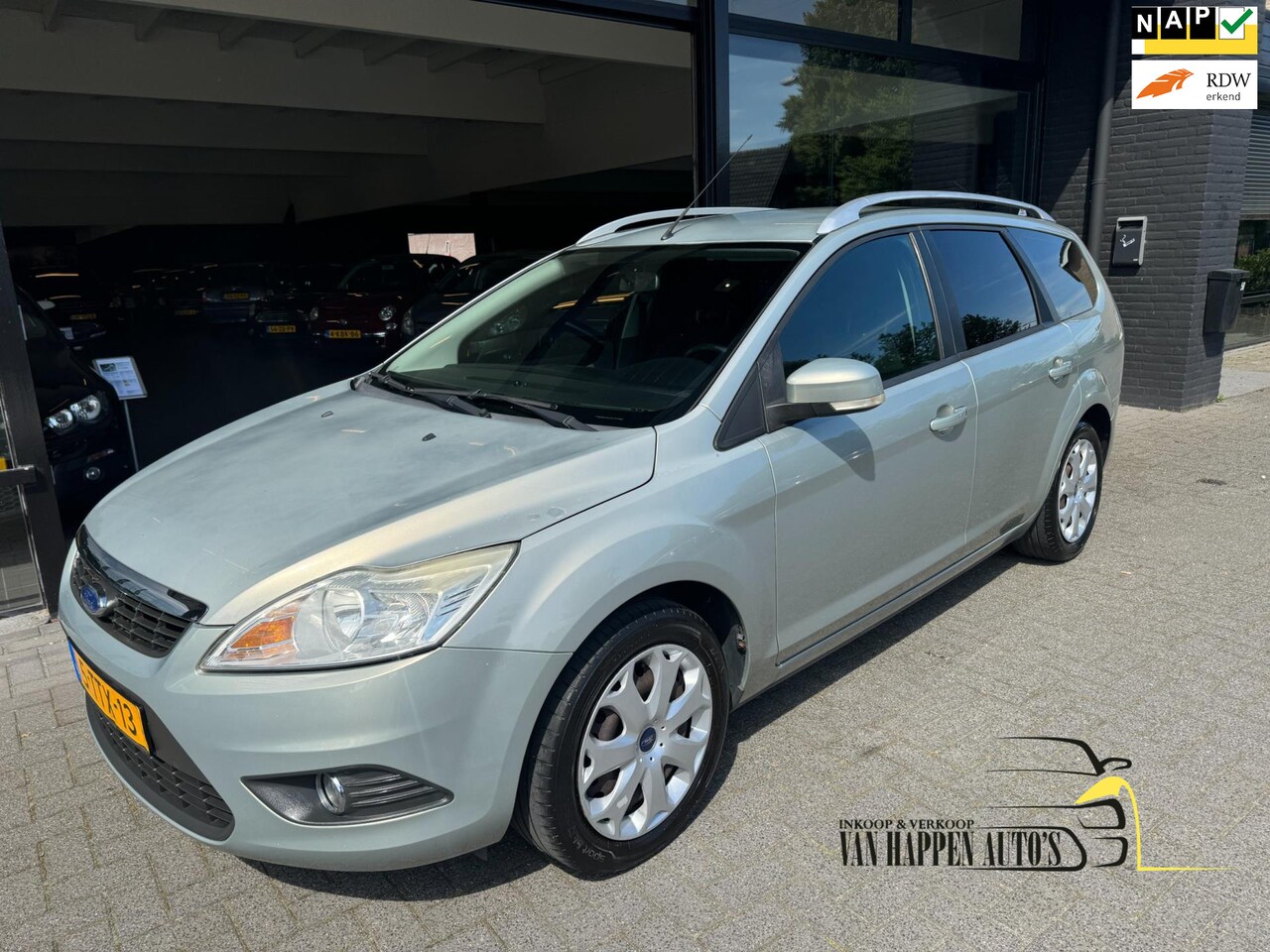 Ford Focus Wagon - 1.6 Titanium / APK 6-2025 - AutoWereld.nl