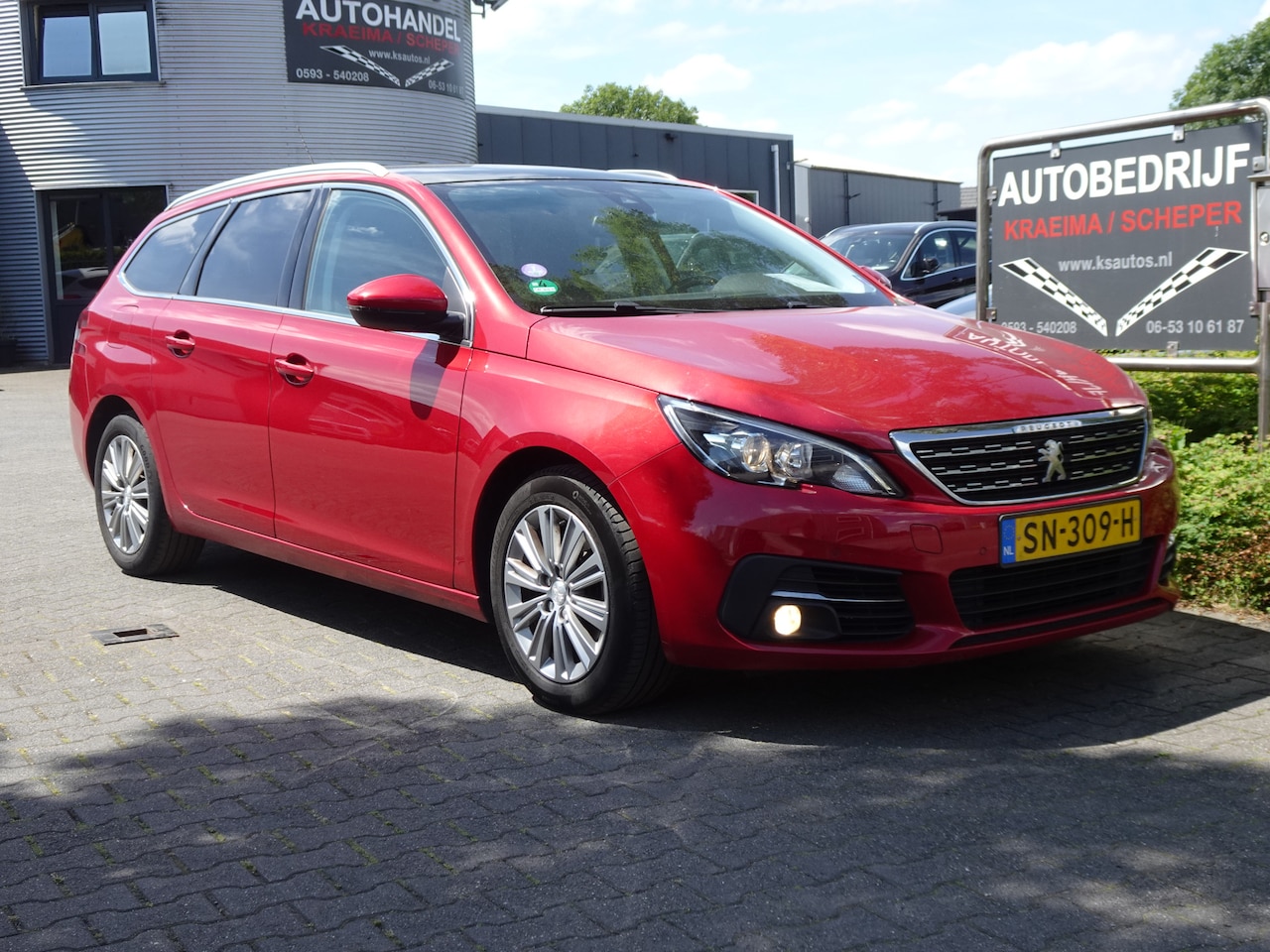 Peugeot 308 SW - 1.2 PureTech Blue Lease Premium 1.2 PureTech Blue Lease Premium - AutoWereld.nl