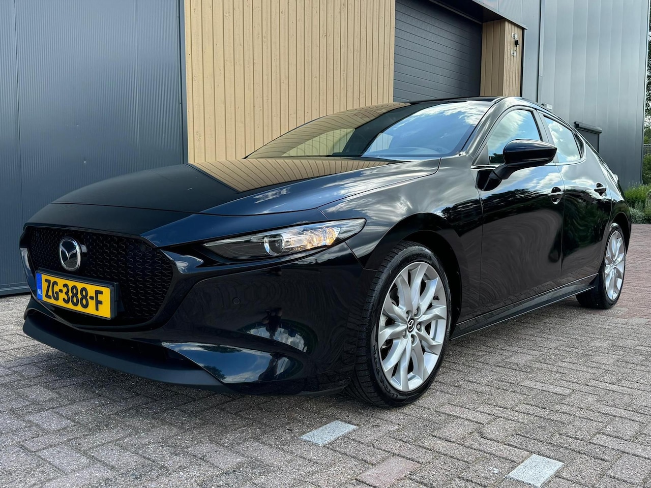 Mazda 3 - Hatchback 2.0 e-SkyActiv-G M Hybrid 122 BOSE | HUD | Stoel+Stuurverw. | Adapt. Cruise | EC - AutoWereld.nl