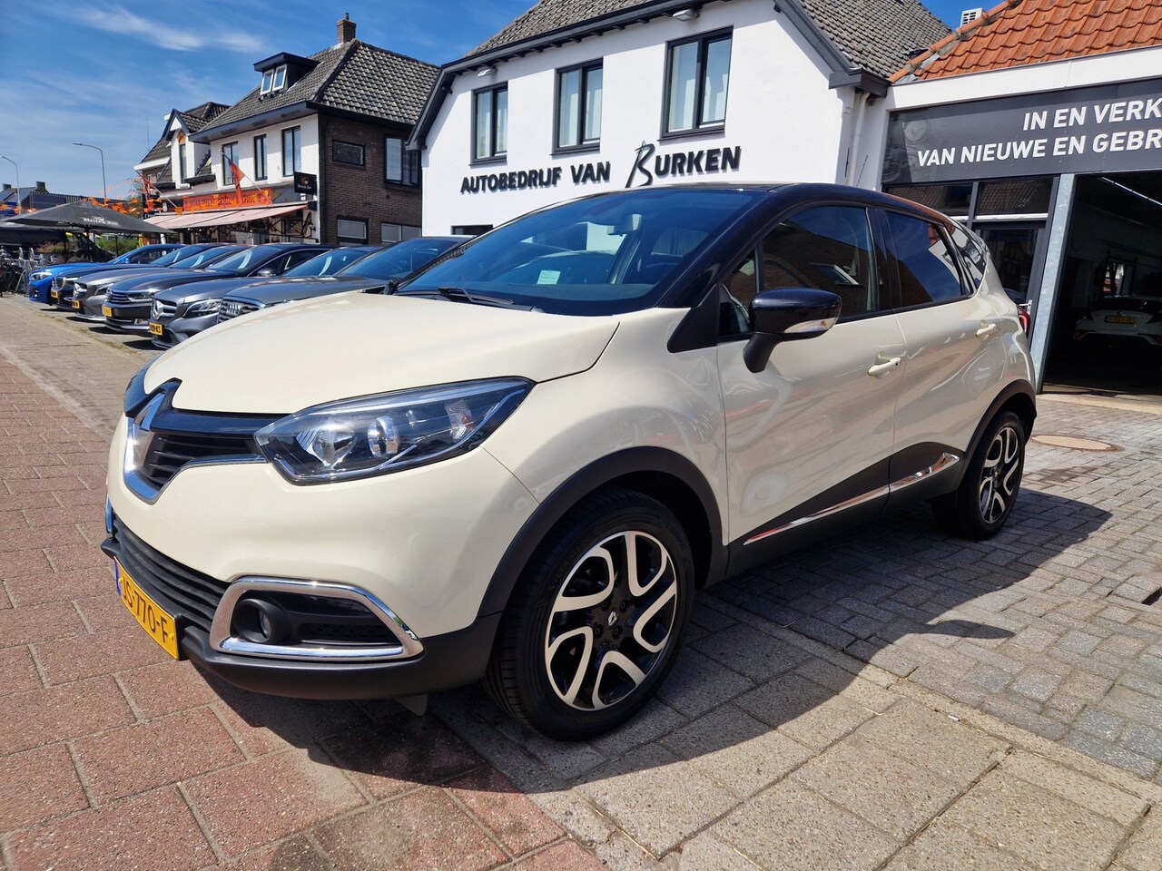 Renault Captur - 0.9 TCe Dynamique 0.9 TCe Dynamique, Navigatie,Airco,Achteruitrij camera,L.M.Velgen - AutoWereld.nl