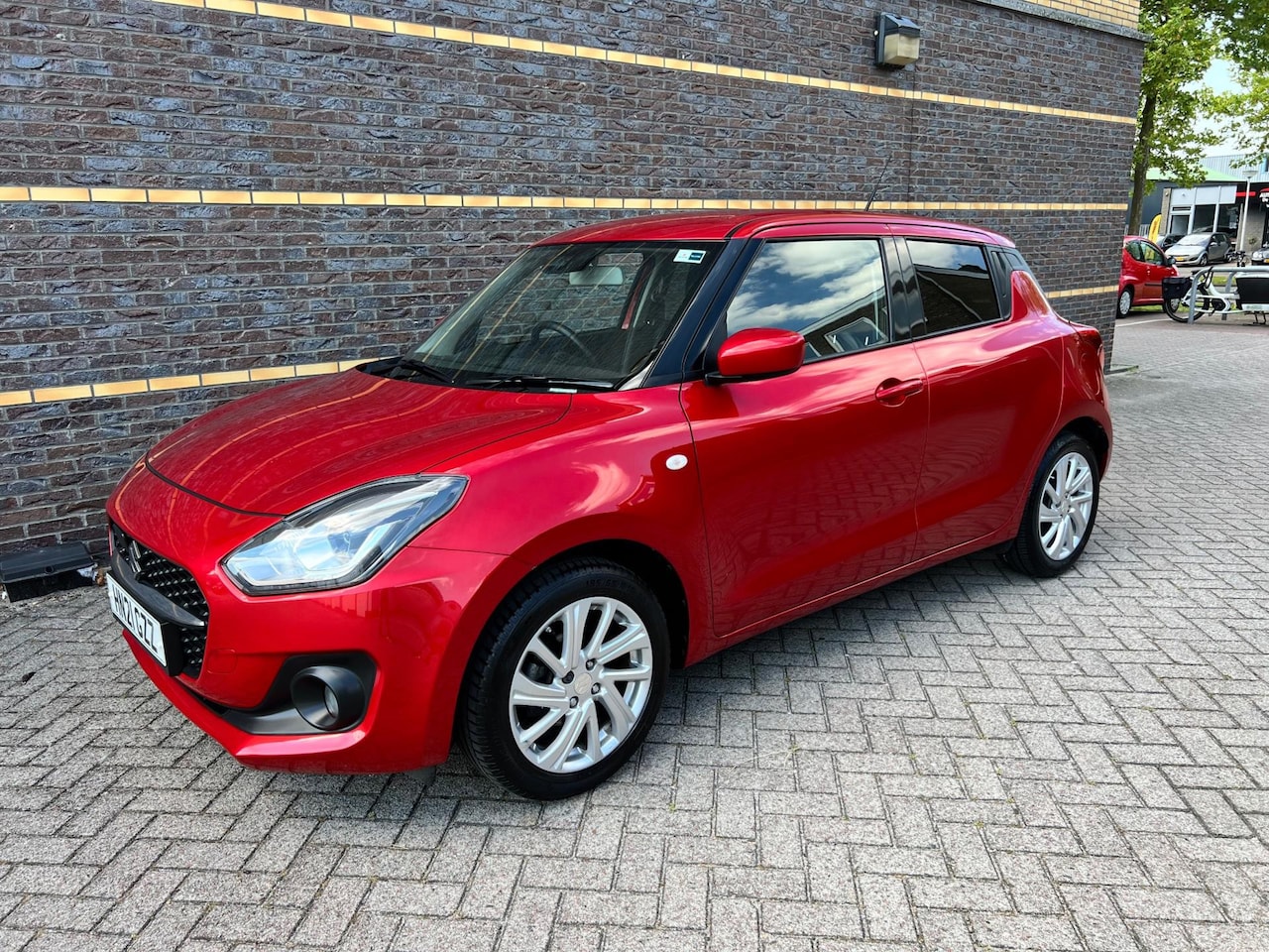 Suzuki Swift - 1.2 5-DRS Aut. AllGrip Select Smart Hybrid - AutoWereld.nl