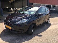 Ford Fiesta - 1.25 Limited Airco | Cool & Sound Pack | Centrale vergrendeling | Elektrisch bediende rame