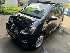 Volkswagen Up! - 1.0 high up