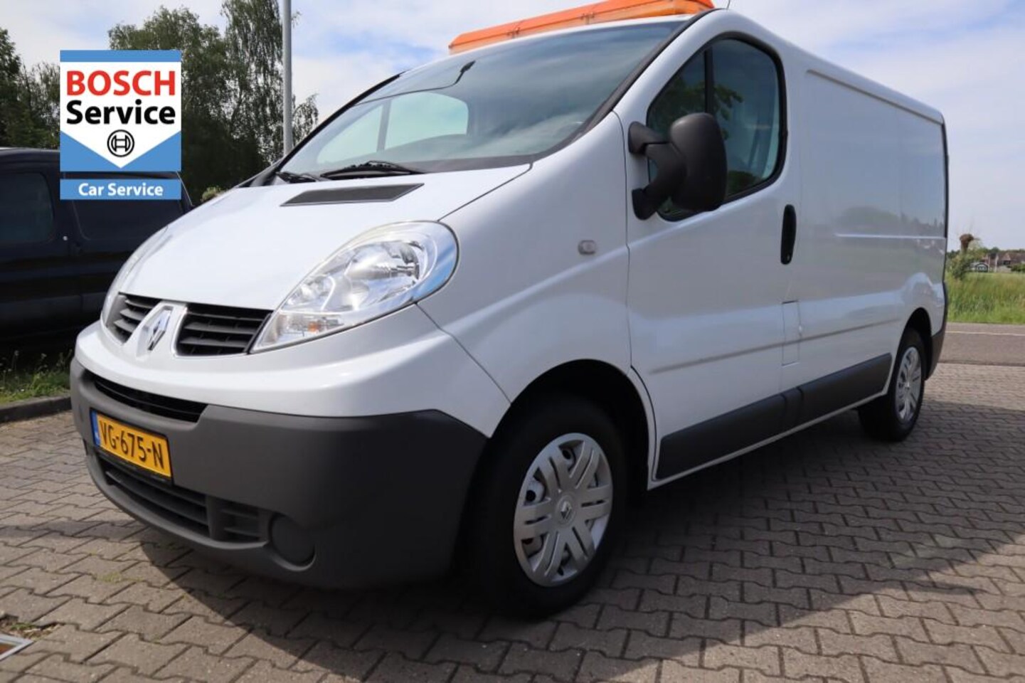 Renault Trafic - 2.0 DCI T27 L1H1 met Airco - AutoWereld.nl