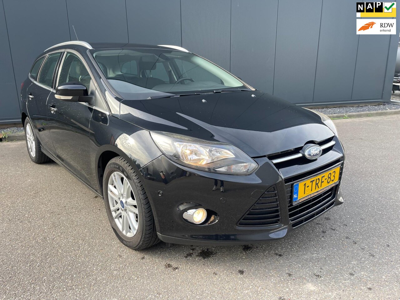 Ford Focus Wagon - 1.0 EcoBoost Edition Plus NAVI CLIMA PARKPILOT - AutoWereld.nl