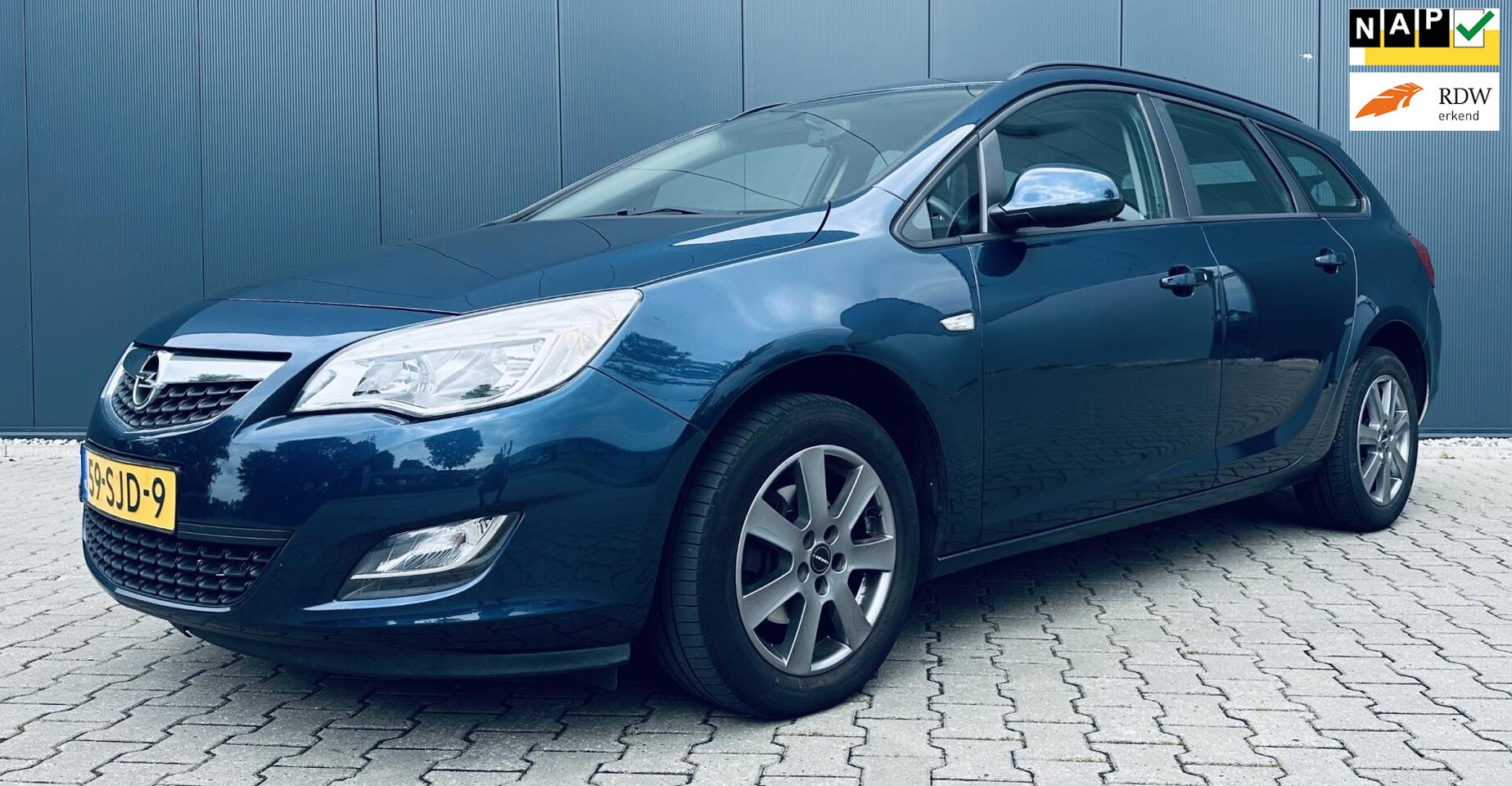 Opel Astra Sports Tourer - 1.4 Edition Airco Cruise APK NAP - AutoWereld.nl