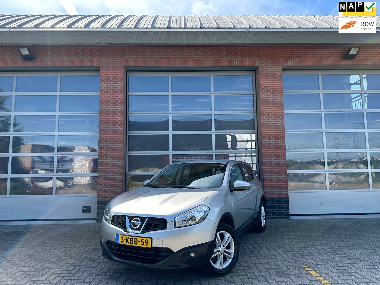 Nissan Qashqai - 1.6 Acenta AUTOMAAT/CRUISE/CLIMA/TREKHAAK - AutoWereld.nl