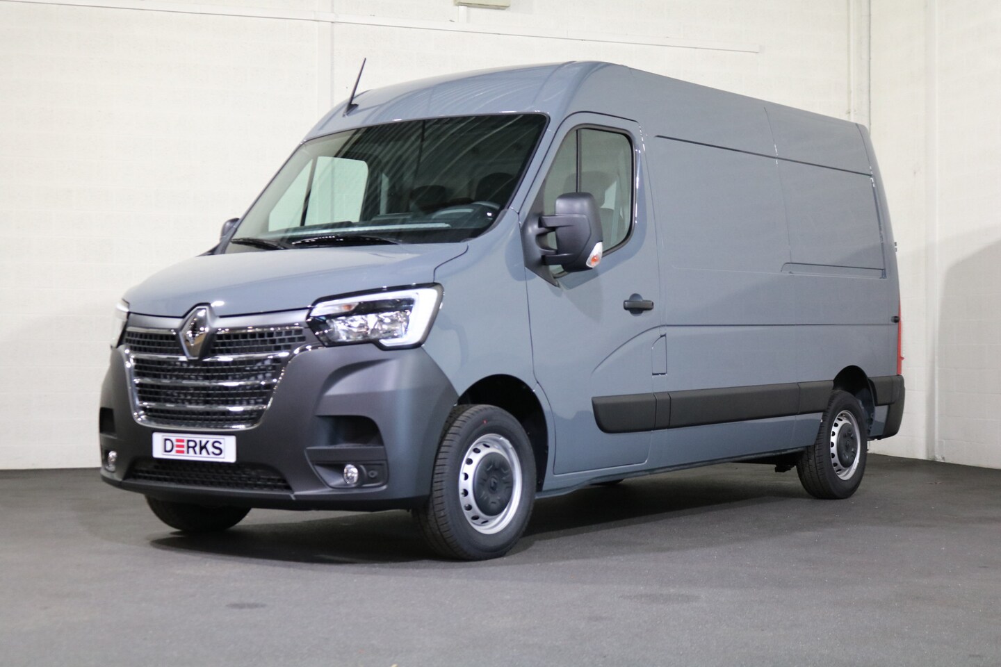 Renault Master - 2.3 dCi 180pk L2 H2 Airco Navigatie Camera Trekhaak - AutoWereld.nl