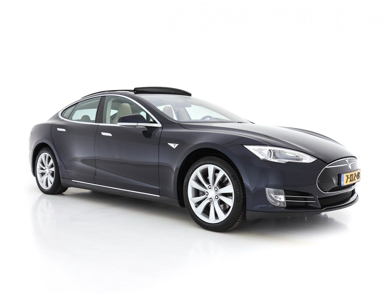 Tesla Model S - 85 Base Tech-Pack Sound-Studio-Package [ 3-Fase ] (INCL-BTW) *FREE-SUPERCHARGING* *PANO | - AutoWereld.nl