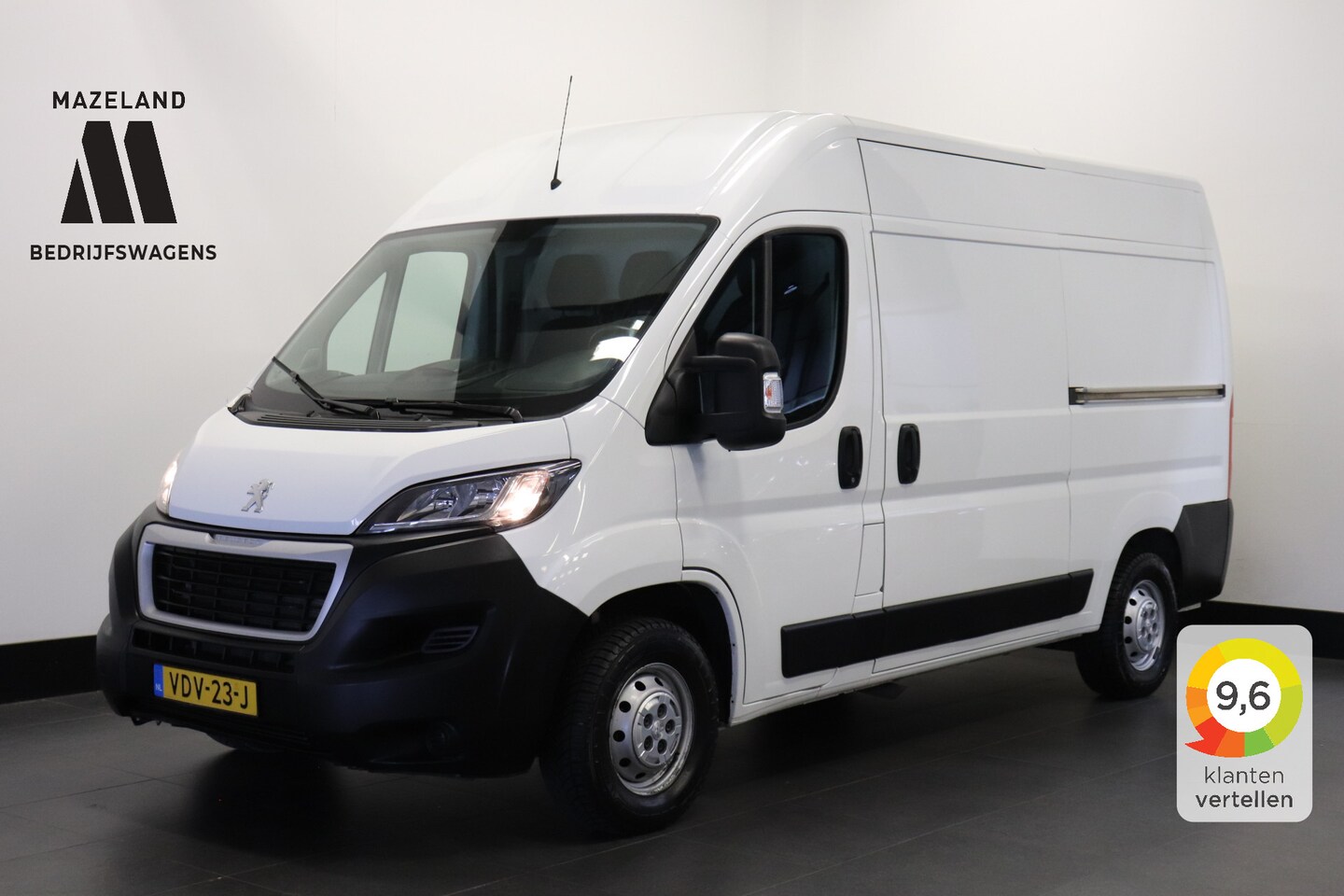 Peugeot Boxer - 2.2 BlueHDi 120PK L2H2 2x Schuifdeur - Airco - Navi - Cruise - € 14.950,- Excl. - AutoWereld.nl