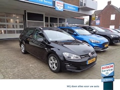 Volkswagen Golf - 1.0 TSI CON. SER