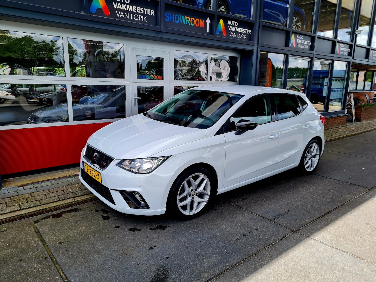 Seat Ibiza - 1.0Tsi115pk FR Business Intense Camera climate All-in prijs + 12 mnd garantie - AutoWereld.nl