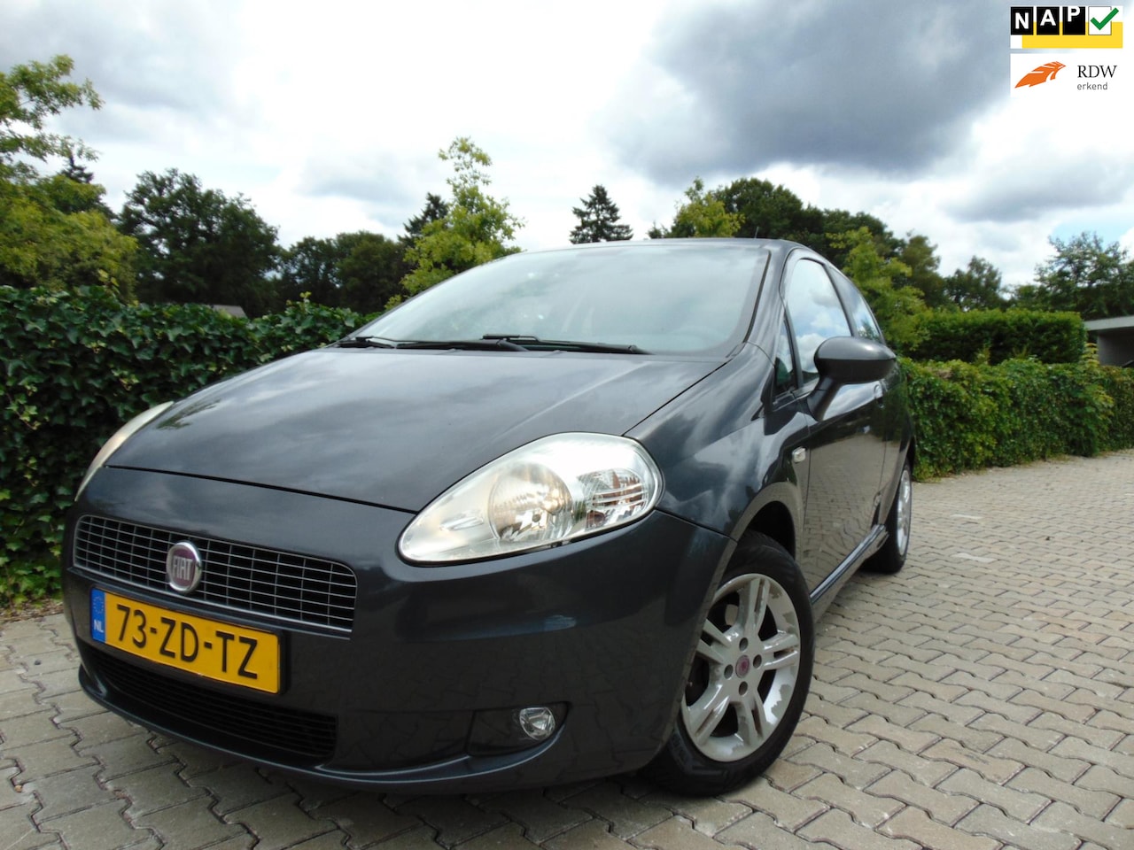 Fiat Grande Punto - 1.4 Dynamic Sport , Airco / City / Elec.Pakket / Isofix . - AutoWereld.nl