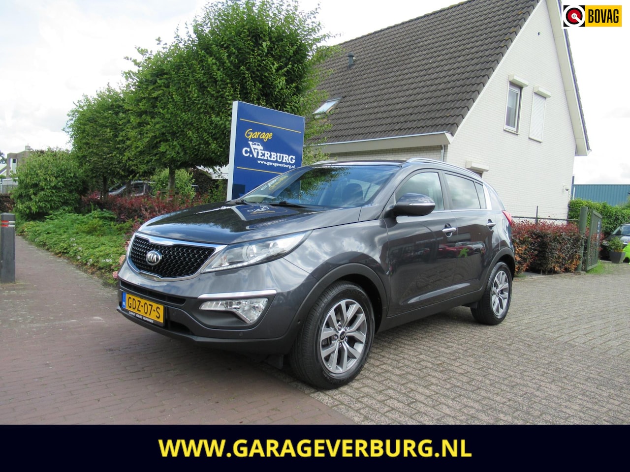 Kia Sportage - 1.6 GDI X-treme ComfortLine (Navi,Camera,Trekhaak,Stoelverwarming,Leer,Autom.inparkeren,Cr - AutoWereld.nl