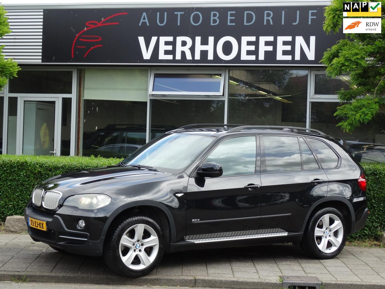 BMW X5 - XDrive30d High Executive - LEDER - PARKEER SENSOREN - AUTOMAAT - TREKHAAK - CRUISE / CLIMA - AutoWereld.nl