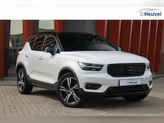 Volvo XC40 - T5 Recharge R-Design | Glossy Black | Trekhaak | Pilot Assist | BLIS | Keyless | Parkeerca