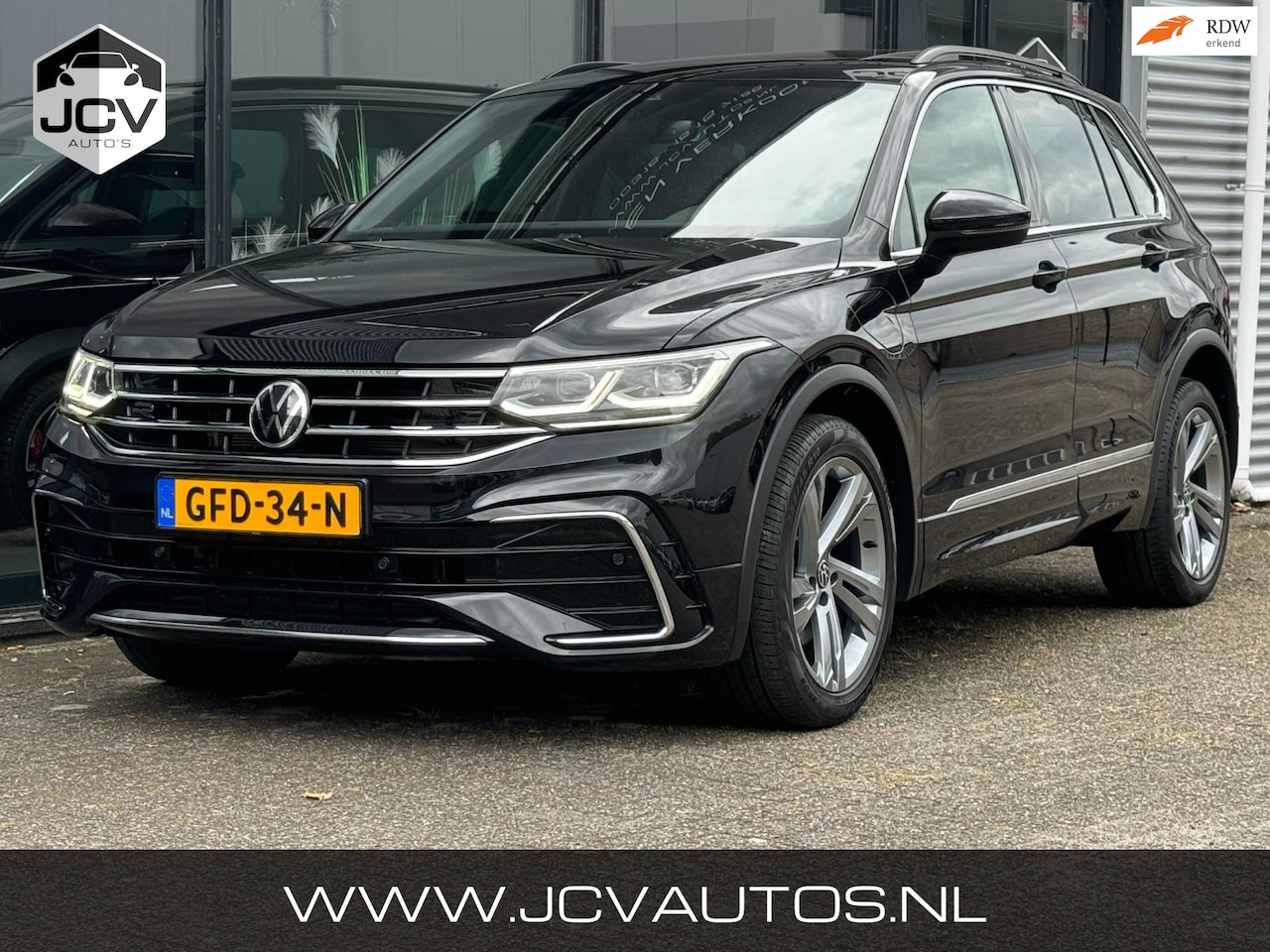 Volkswagen Tiguan - 1.4 TSI eHybrid 3x R-Line Business+ PANO/TREKH - AutoWereld.nl