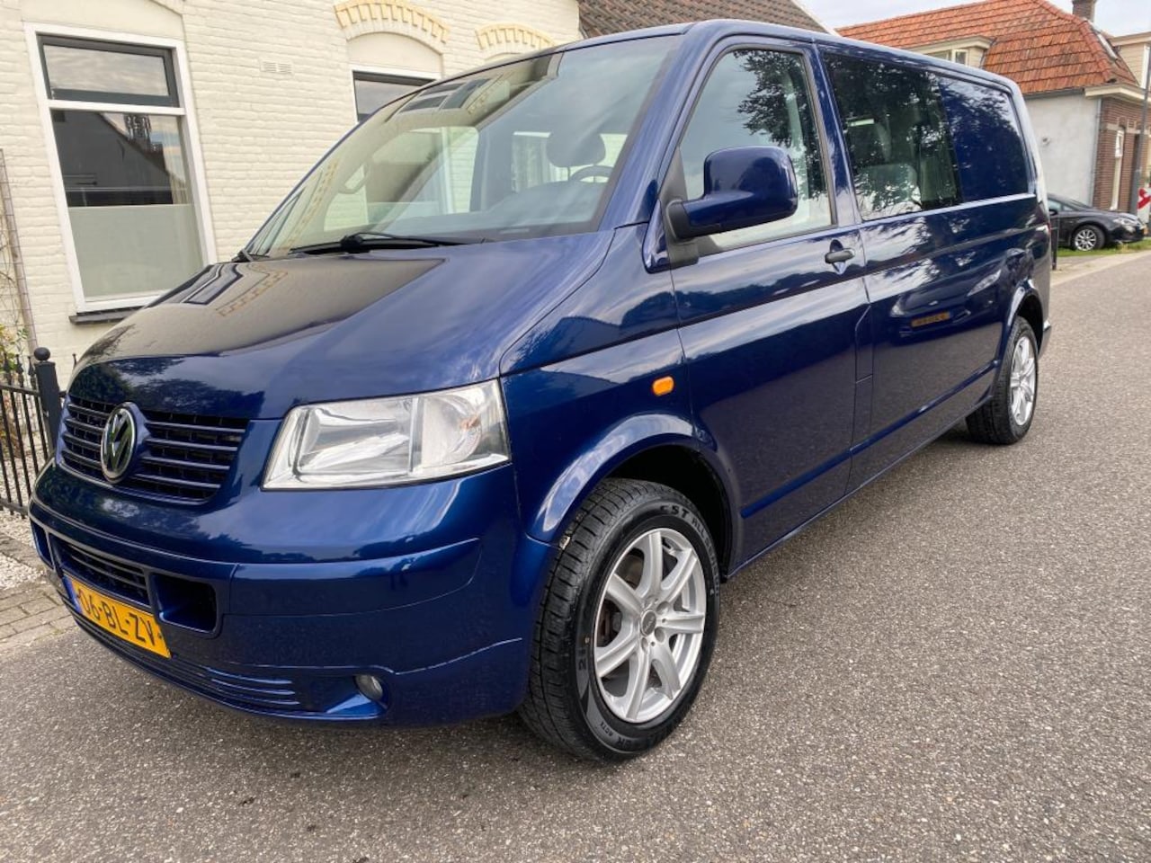 Volkswagen Transporter - 2.5 TDI Maxi Dubbel cabine,Airco,Trekhaak,NAP. - AutoWereld.nl