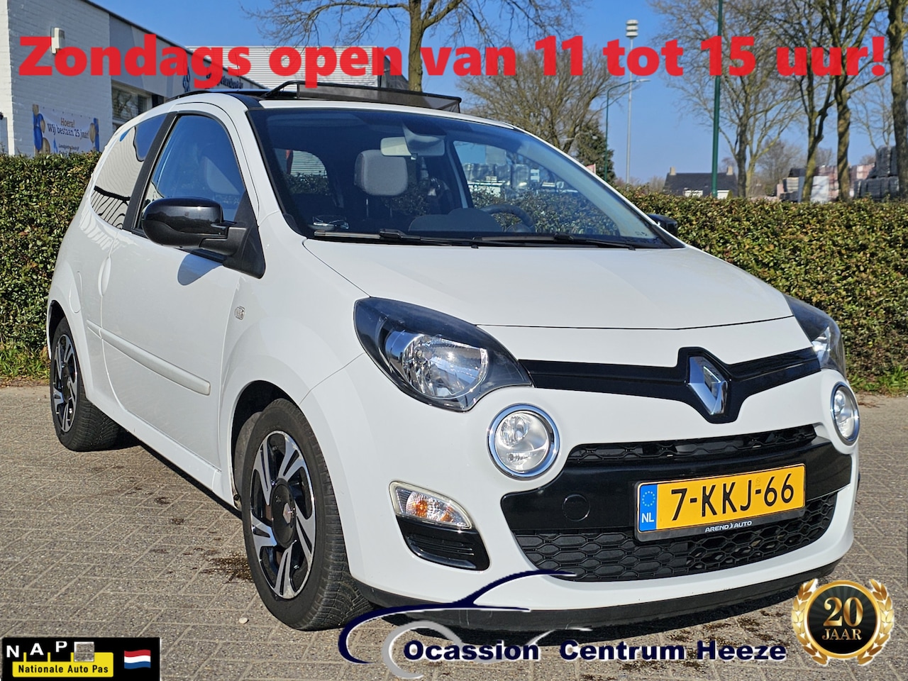 Renault Twingo - 1.2 16V, El. Panoramadak! 1e Eig! Apk 3-2025! Zondag OPEN! - AutoWereld.nl