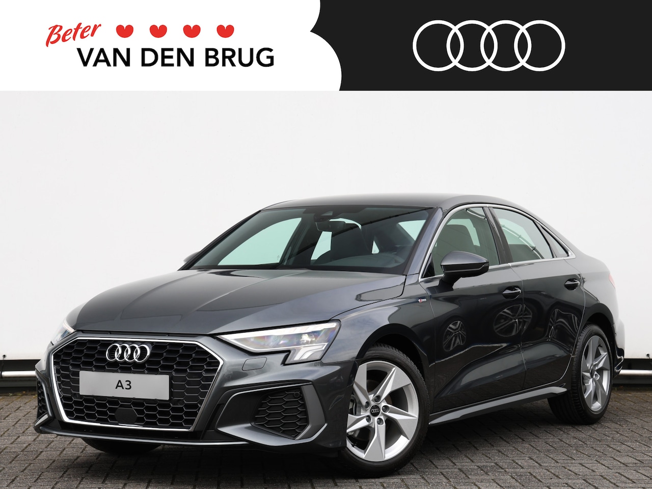 Audi A3 Limousine - 30 TFSI S edition | Het voordeel is € 6.243,- | Afgevlakt stuurwiel | Achteruitrijcamera | - AutoWereld.nl