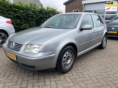 Volkswagen Golf - 1.6-16V Bj 2004 APK TOT 03-2025 lees omschrijving Clima, Cruise, Inruil is mogelijk