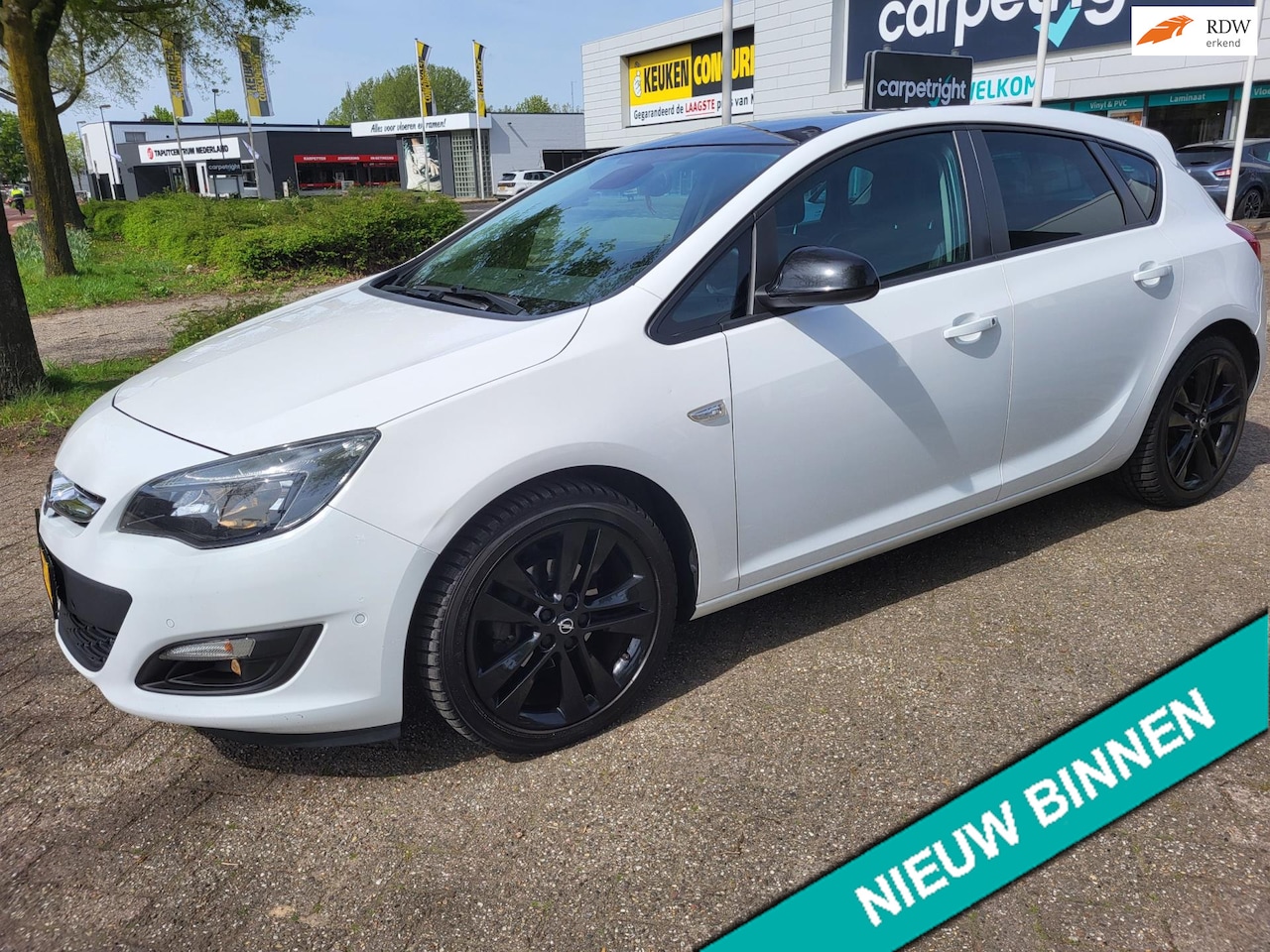 Opel Astra - 1.4 Turbo Sport AUTOMAAT VOLL OPTIE'S - AutoWereld.nl