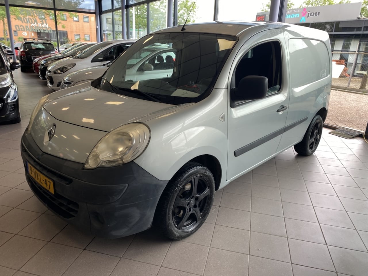 Renault Kangoo Express - 1.5 dCi 90 Expr.ComfAPK 11-24 BJ 2010 !!! - AutoWereld.nl