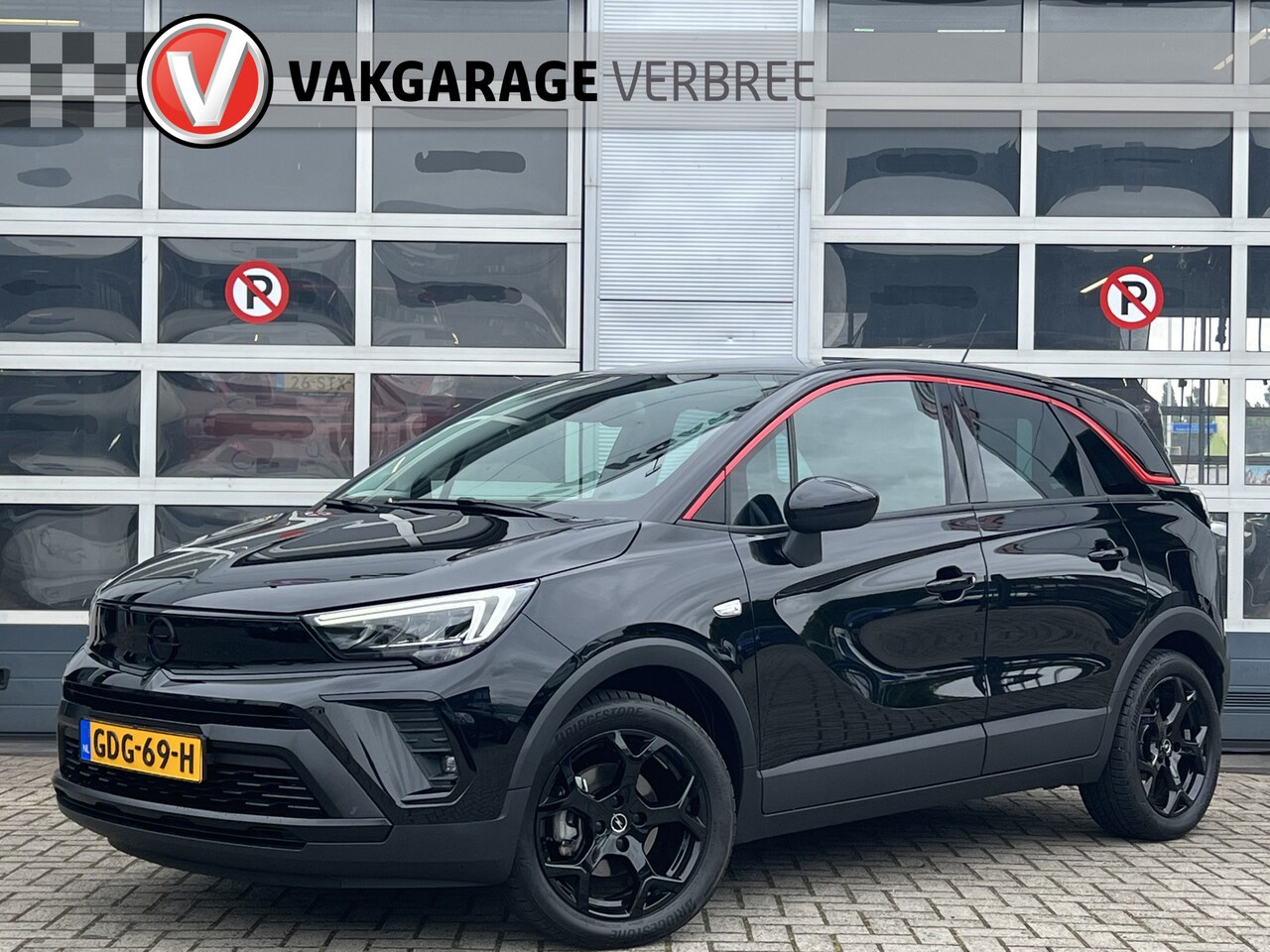 Opel Crossland - 1.2 Turbo GS Line | Navigatie/Android/Apple Carplay | LM Velgen 17" | Extra Getint Glas Ac - AutoWereld.nl