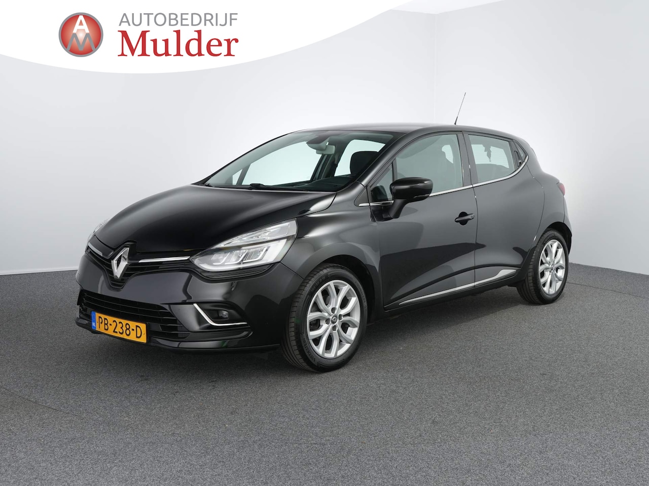 Renault Clio - 1.2 TCe Intens | Trekhaak | Clima | Navi - AutoWereld.nl