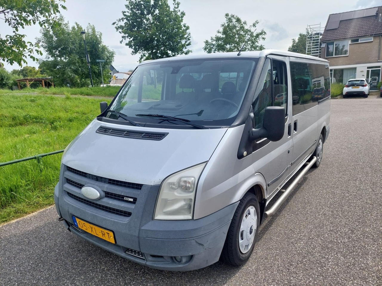 Ford Transit Kombi - 280M 2.2 TDCI HD 280M 2.2 TDCI HD - AutoWereld.nl