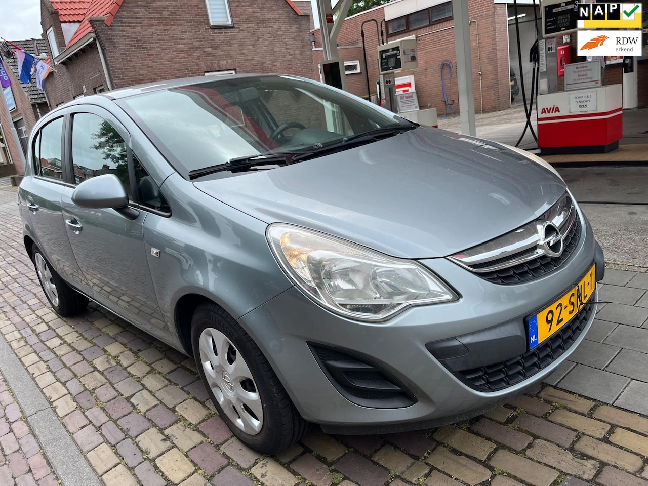 Opel Corsa - 1.2-16V Edition / 2011 5 drs - AutoWereld.nl