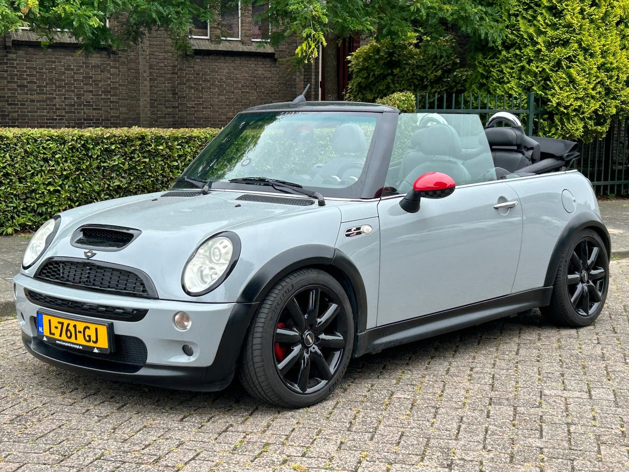 MINI Cabrio - Mini 1.6 Cooper S 2006 Leer! Xenon! 6-bak! Carplay! Sportieve auto! - AutoWereld.nl