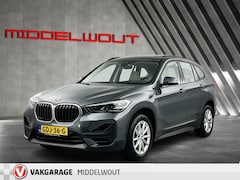 BMW X1 - sDrive18i High Exe/Leder/Pan.Dak/LED/Stuurv+Stoelv/Clima /Navi