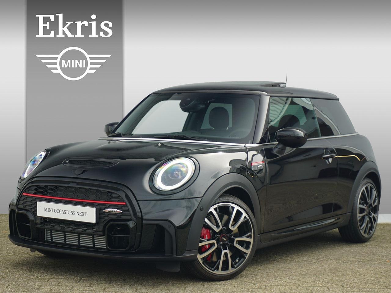 MINI John Cooper Works - 3-deurs Comfort Acces / Panorama Dak / Stoel- en stuurverwarming / Active cruise Control - AutoWereld.nl